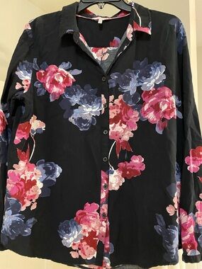 Joules Black Floral Long Sleeve collar Lightweight Blouse. Size 10, 100% Rayon